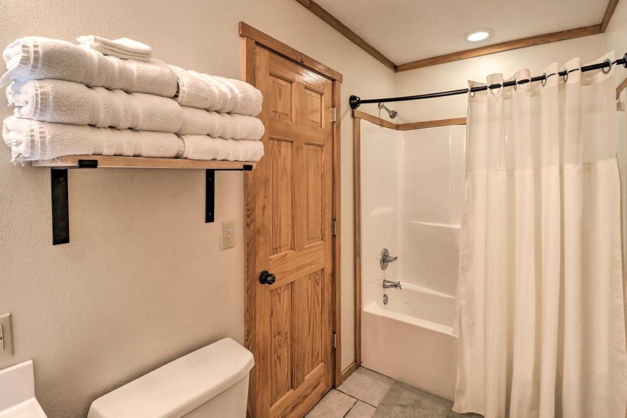 Piney Bluff Retreat With Mountain Views! 빌라 외부 사진