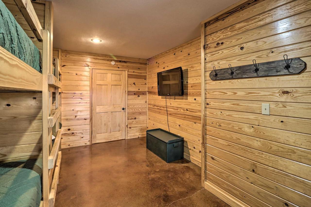 Piney Bluff Retreat With Mountain Views! 빌라 외부 사진
