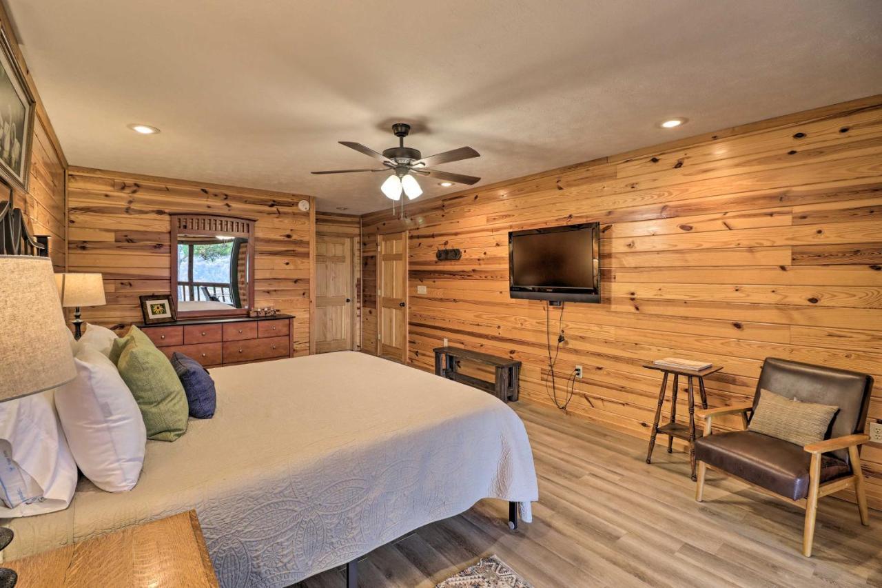 Piney Bluff Retreat With Mountain Views! 빌라 외부 사진