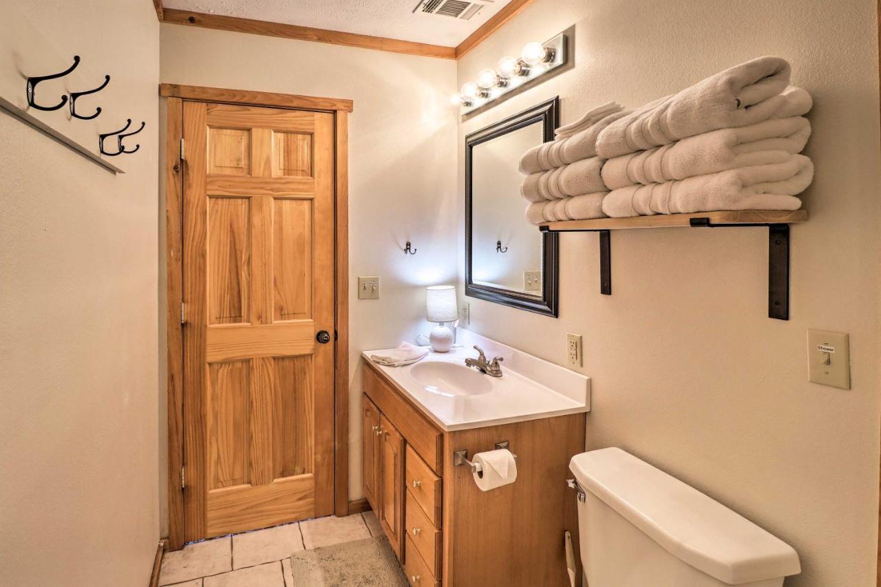 Piney Bluff Retreat With Mountain Views! 빌라 외부 사진